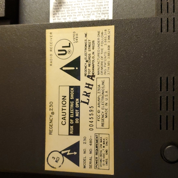 Vintage Regency Z30 Scanner powers up. - Picture 5 of 5